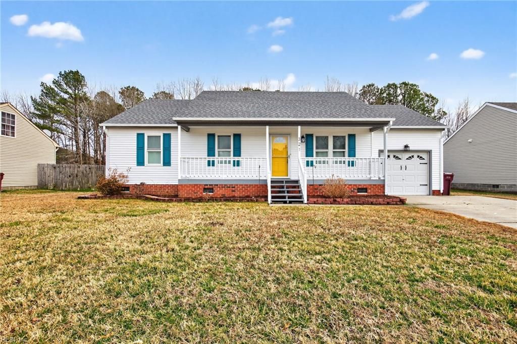 Photo of 321 Belle Ridge Court, Chesapeake, VA 23322 (MLS # 10623822)