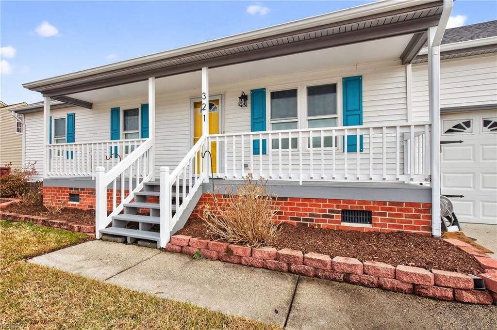 Photo of 321 Belle Ridge Court, Chesapeake, VA 23322 (MLS # 10623822)