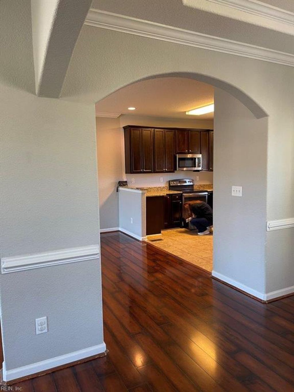 Photo of 407 WEST GOVERNMENT Avenue, Norfolk, VA 23503 (MLS # 10619780)