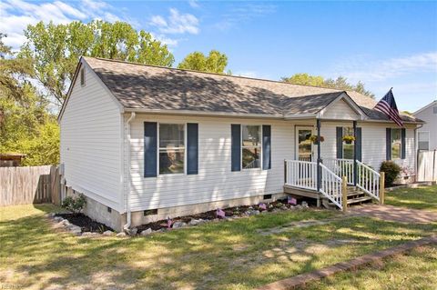 Photo of 7437 Camp Okee Drive, Gloucester, VA 23061 (MLS # 10629807)