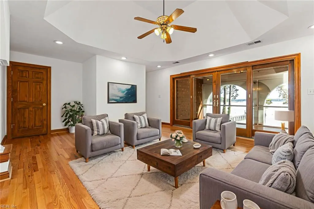 Virginia Beach, Virginia 23454, United States, 7 Bedrooms Bedrooms, ,7 BathroomsBathrooms,Residential,Active,233299