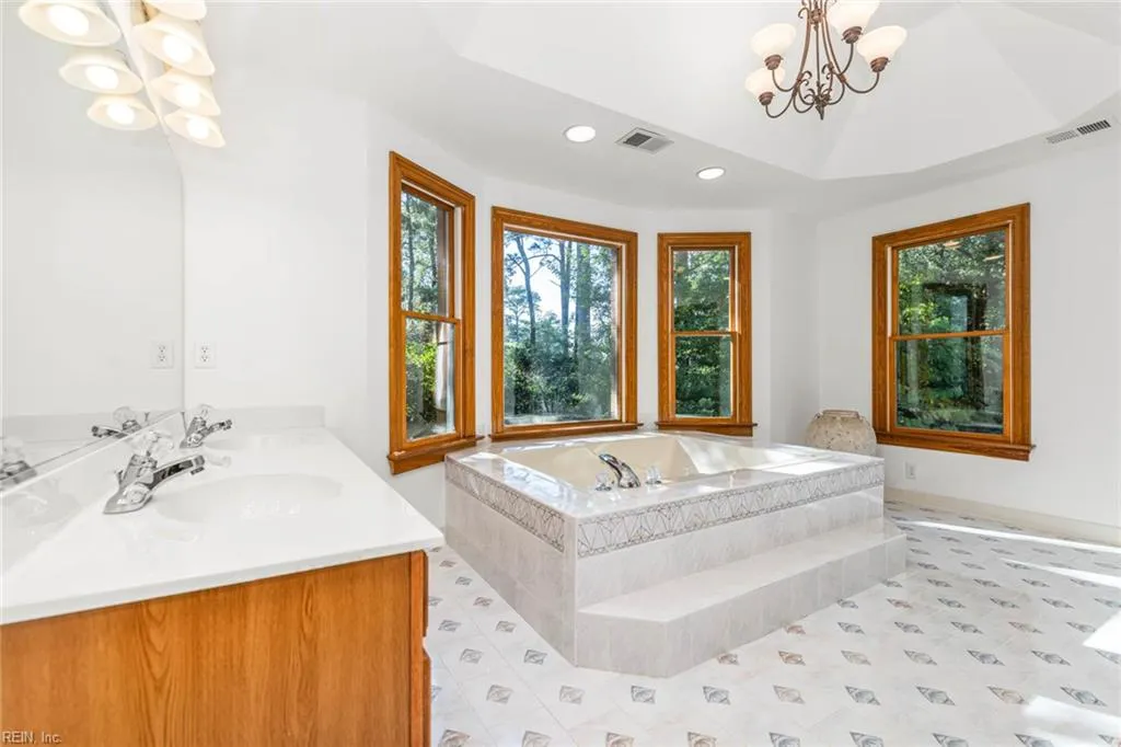 Virginia Beach, Virginia 23454, United States, 7 Bedrooms Bedrooms, ,7 BathroomsBathrooms,Residential,Active,233299