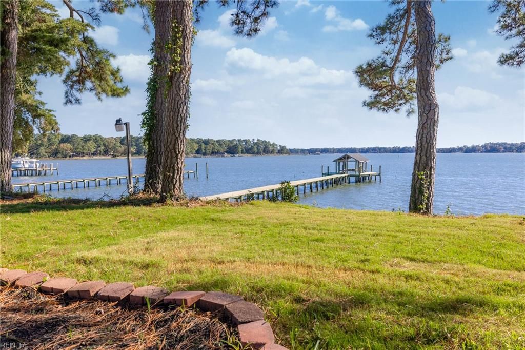 Photo of 1700 S Woodside Lane, Virginia Beach, VA 23454 (MLS # 10607307)