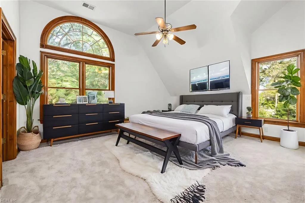 Virginia Beach, Virginia 23454, United States, 7 Bedrooms Bedrooms, ,7 BathroomsBathrooms,Residential,Active,233299