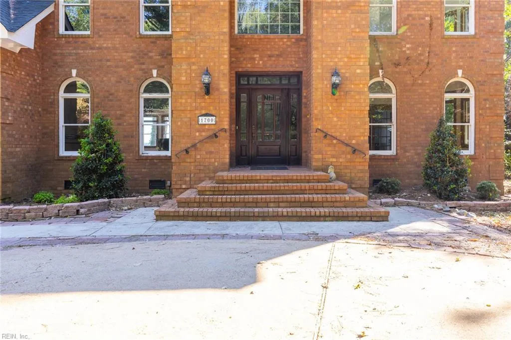 Virginia Beach, Virginia 23454, United States, 7 Bedrooms Bedrooms, ,7 BathroomsBathrooms,Residential,Active,233299