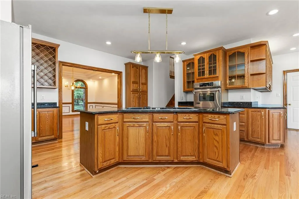 Virginia Beach, Virginia 23454, United States, 7 Bedrooms Bedrooms, ,7 BathroomsBathrooms,Residential,Active,233299