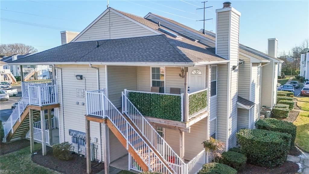 Photo of 5710 Summit Arch, Virginia Beach, VA 23462 (MLS # 10627546)