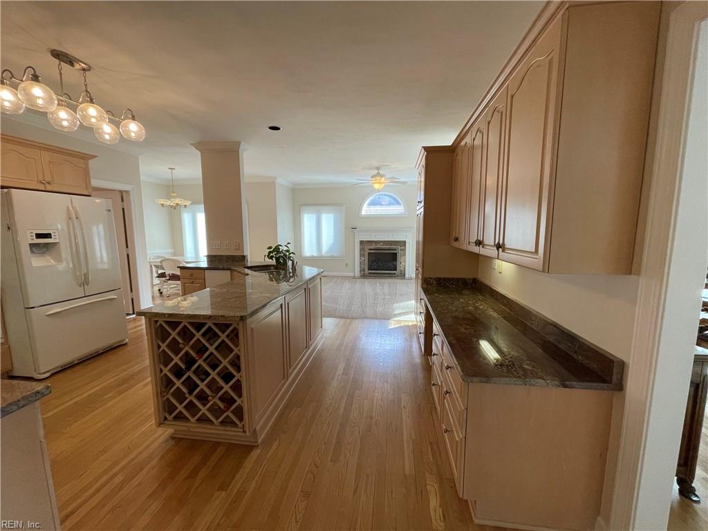 Virginia Beach, Virginia 23455, United States, 5 Bedrooms Bedrooms, ,4 BathroomsBathrooms,Residential,Active,64510