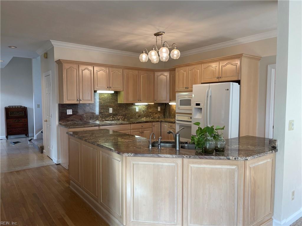 Virginia Beach, Virginia 23455, United States, 5 Bedrooms Bedrooms, ,4 BathroomsBathrooms,Residential,Active,64510