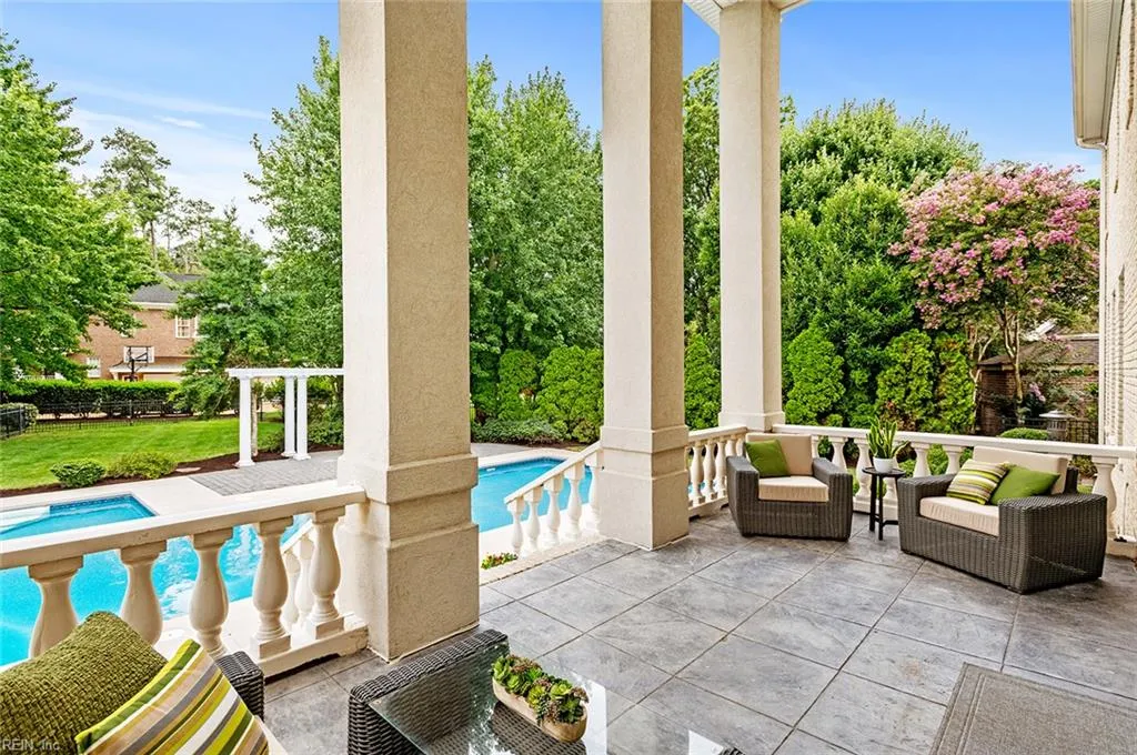 Suffolk, Virginia 23435, United States, 5 Bedrooms Bedrooms, ,5 BathroomsBathrooms,Residential,Active,247066