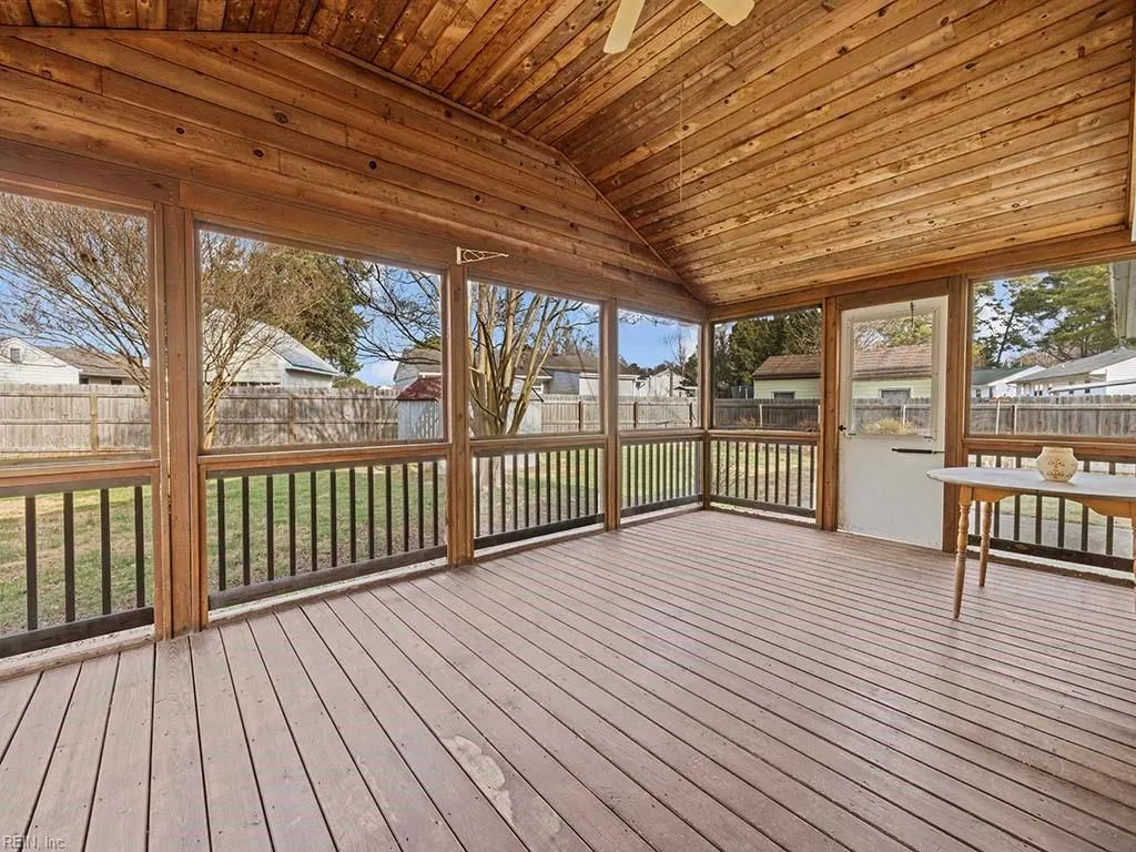 Virginia Beach, Virginia 23455, United States, 3 Bedrooms Bedrooms, ,1 BathroomBathrooms,Residential,Pending,3493