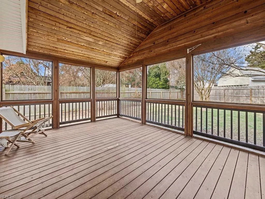 Virginia Beach, Virginia 23455, United States, 3 Bedrooms Bedrooms, ,1 BathroomBathrooms,Residential,Pending,3493