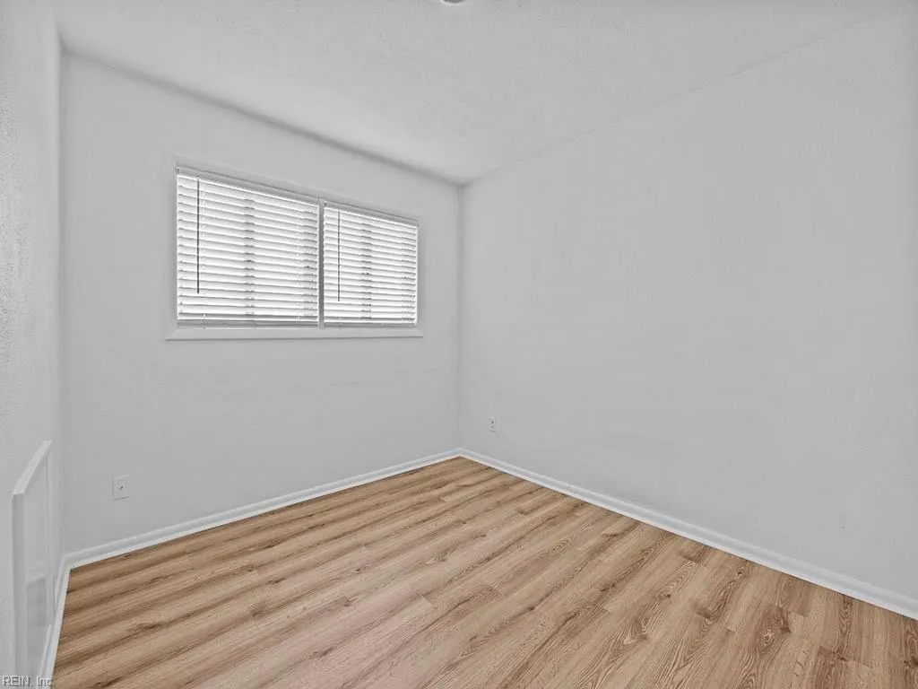 Virginia Beach, Virginia 23455, United States, 3 Bedrooms Bedrooms, ,1 BathroomBathrooms,Residential,Pending,3493