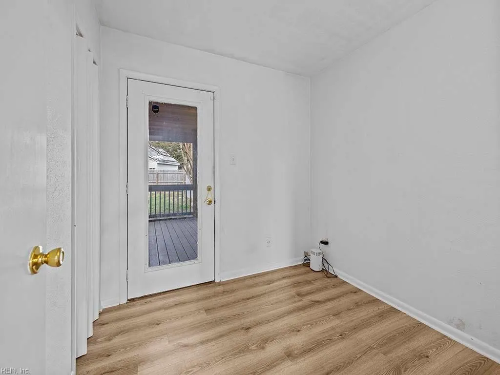 Virginia Beach, Virginia 23455, United States, 3 Bedrooms Bedrooms, ,1 BathroomBathrooms,Residential,Pending,3493