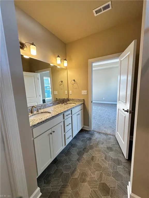 Suffolk, Virginia 23434, United States, 3 Bedrooms Bedrooms, ,3 BathroomsBathrooms,Residential,Active,91739