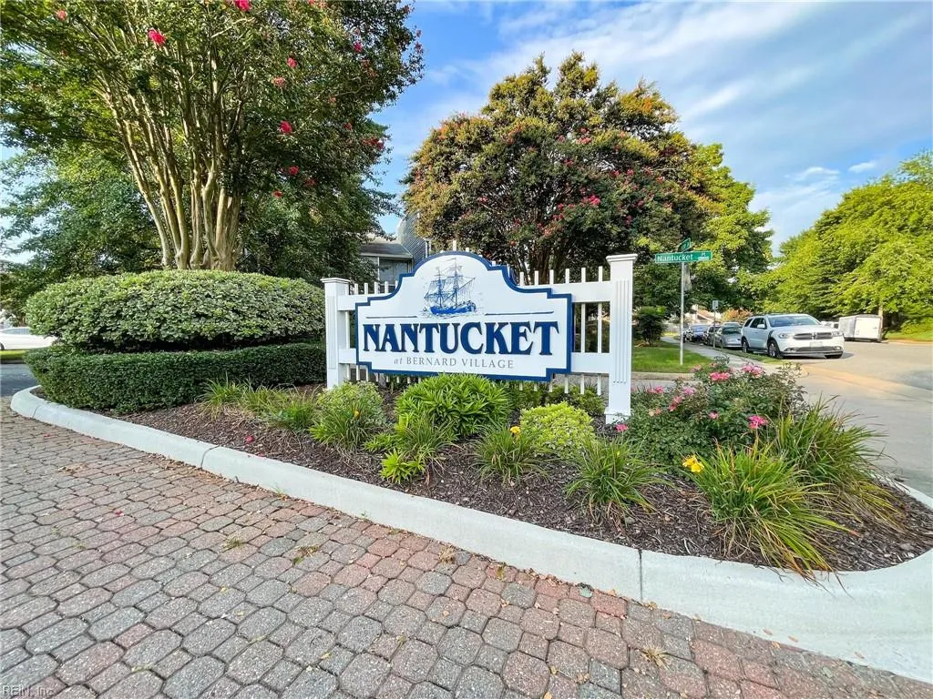 Newport News, Virginia 23606, United States, 1 Bedroom Bedrooms, ,2 BathroomsBathrooms,Residential,Active,241750