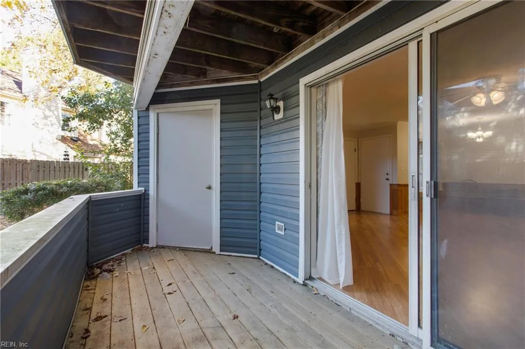 Newport News, Virginia 23606, United States, 1 Bedroom Bedrooms, ,2 BathroomsBathrooms,Residential,Active,241750