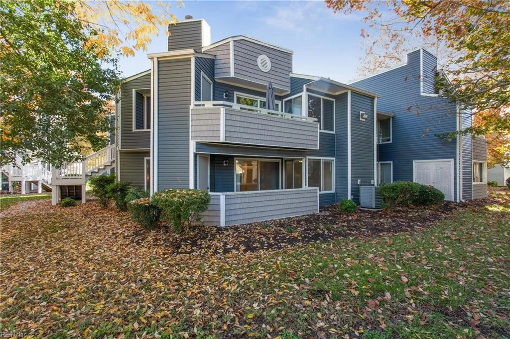 Newport News, Virginia 23606, United States, 1 Bedroom Bedrooms, ,2 BathroomsBathrooms,Residential,Active,241750