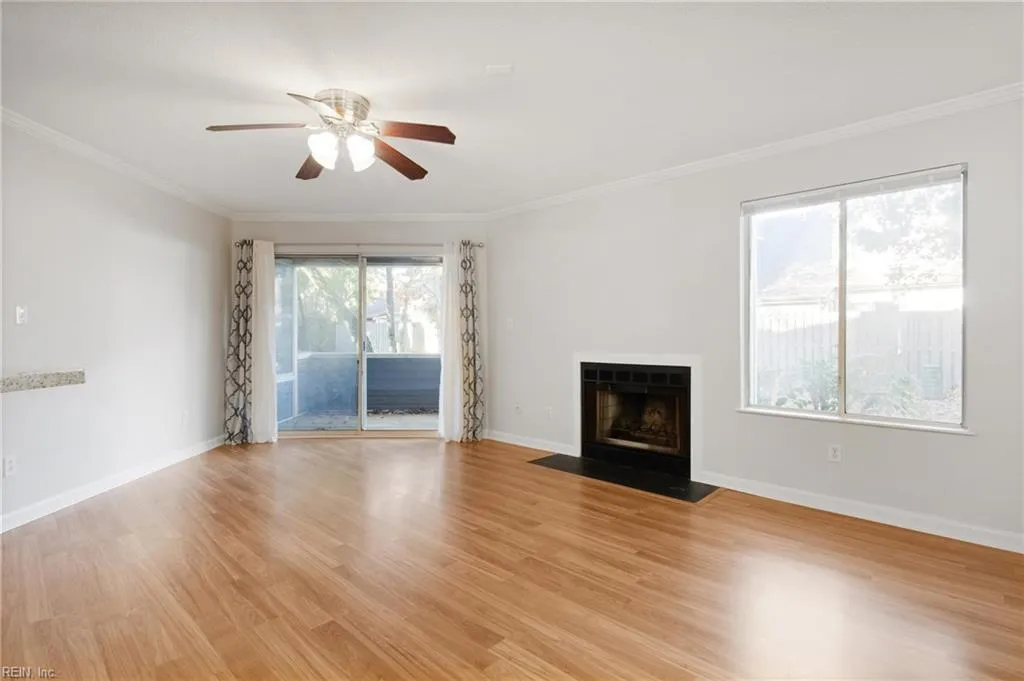 Newport News, Virginia 23606, United States, 1 Bedroom Bedrooms, ,2 BathroomsBathrooms,Residential,Active,241750