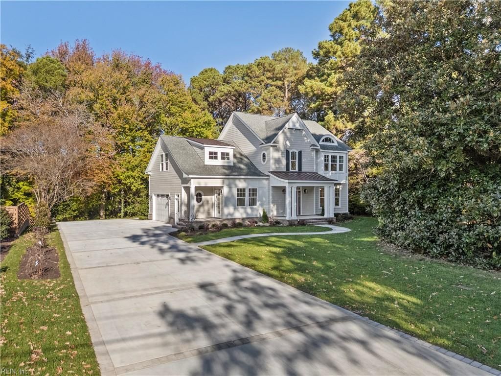 Photo of 1429 Franklin Drive, Virginia Beach, VA 23454 (MLS # 10614203)