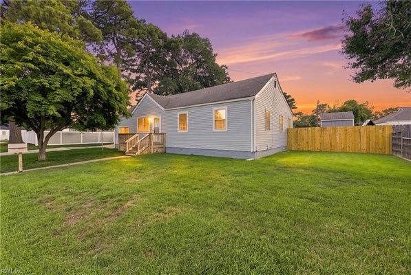 3513 WAYCROSS RD, NORFOLK, VA 23513 - Image 75e64fbdb8e778259c735e36a9ef0547/197656563