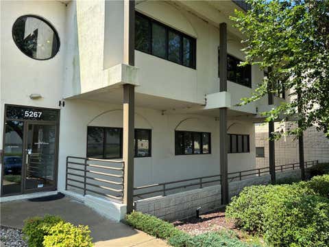 Photo for 5267 Greenwich RD 200