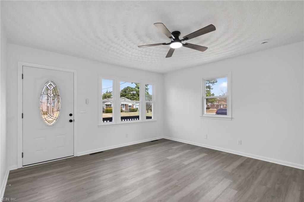 Photo of 1009 Liston Lane, Portsmouth, VA 23701 (MLS # 10620765)