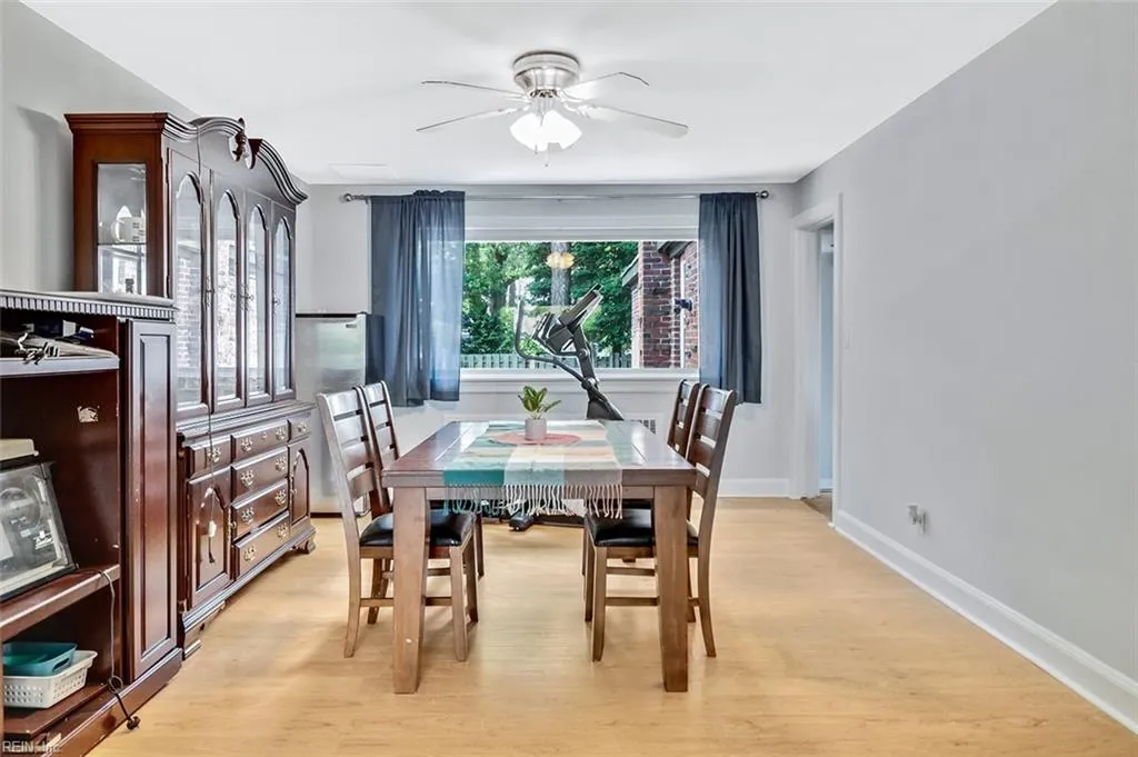 Norfolk, Virginia 23505, United States, 4 Bedrooms Bedrooms, ,4 BathroomsBathrooms,Residential,Active,150879