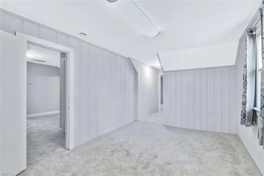 Norfolk, Virginia 23505, United States, 4 Bedrooms Bedrooms, ,4 BathroomsBathrooms,Residential,Active,150879