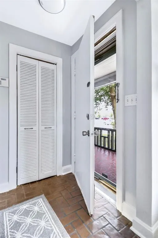 Norfolk, Virginia 23505, United States, 4 Bedrooms Bedrooms, ,4 BathroomsBathrooms,Residential,Active,150879