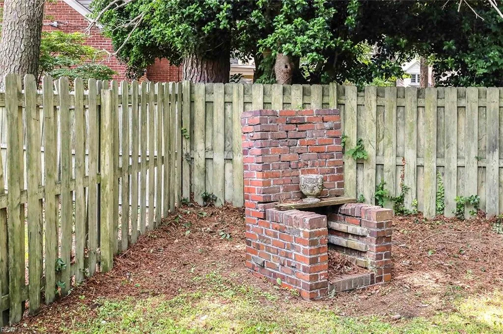 Norfolk, Virginia 23505, United States, 4 Bedrooms Bedrooms, ,4 BathroomsBathrooms,Residential,Active,150879