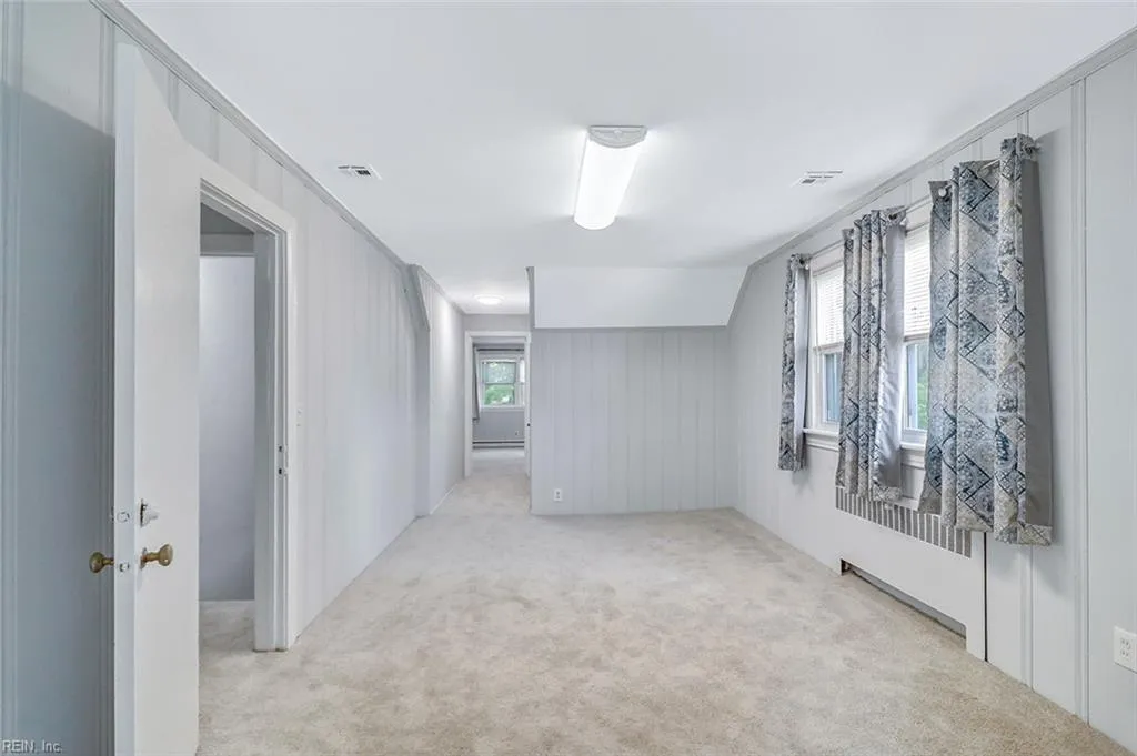 Norfolk, Virginia 23505, United States, 4 Bedrooms Bedrooms, ,4 BathroomsBathrooms,Residential,Active,150879