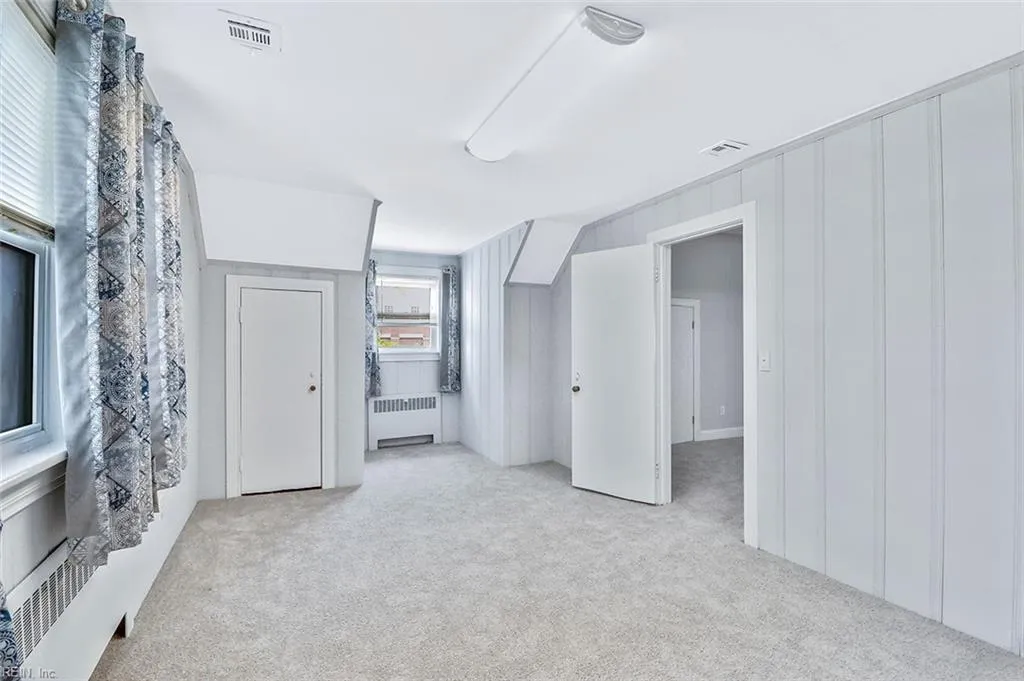 Norfolk, Virginia 23505, United States, 4 Bedrooms Bedrooms, ,4 BathroomsBathrooms,Residential,Active,150879