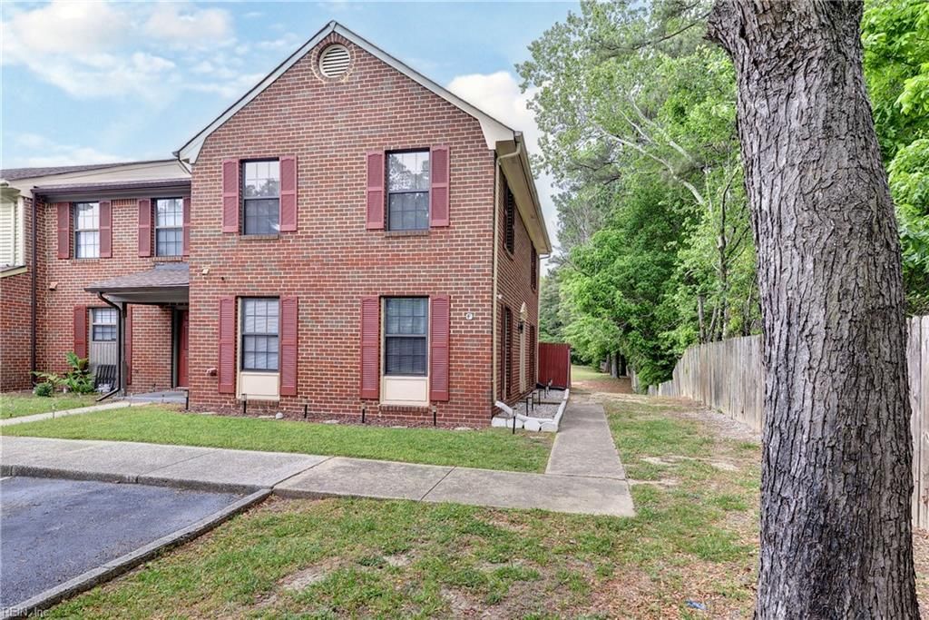 Photo of 363 Deputy Lane #F, Newport News, VA 23608 (MLS # 10631155)