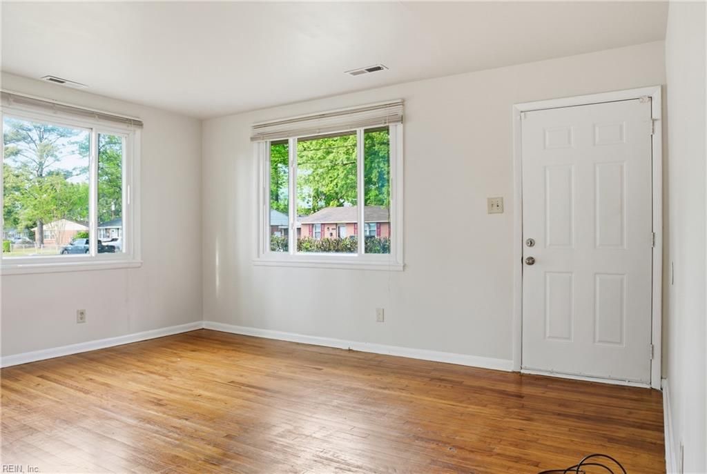 Photo of 1206 Cleona Drive, Chesapeake, VA 23324 (MLS # 10629354)