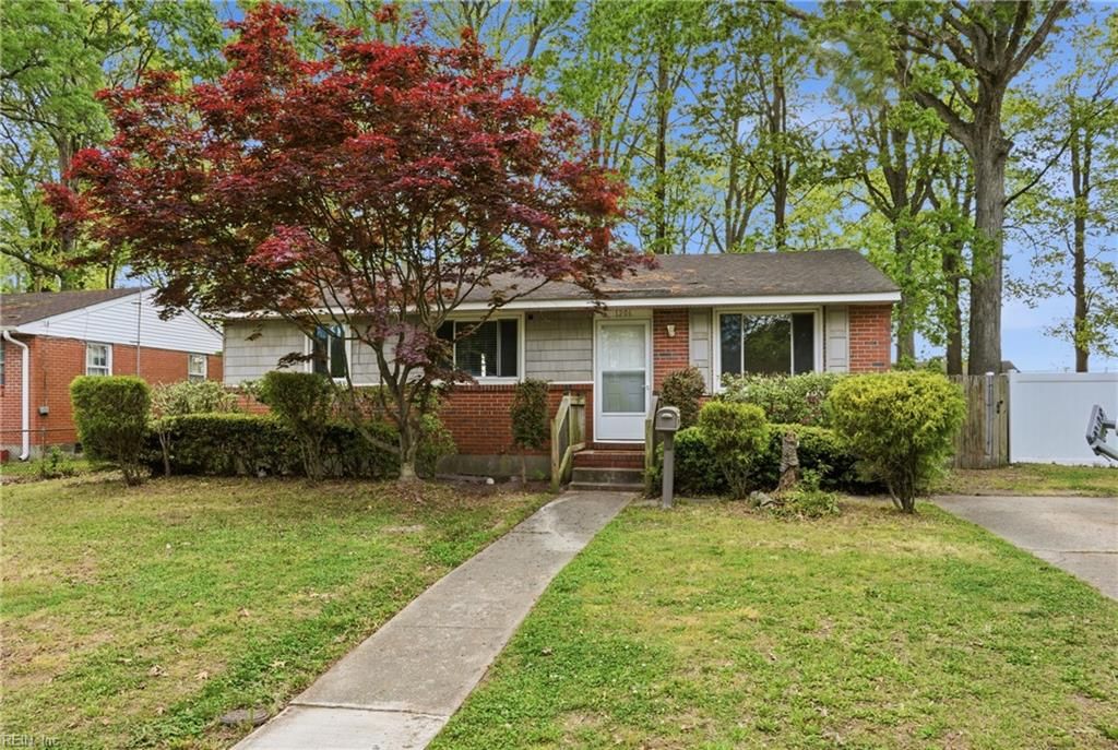 Photo of 1206 Cleona Drive, Chesapeake, VA 23324 (MLS # 10629354)