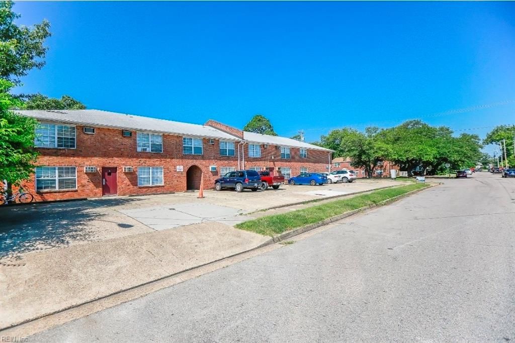 Photo of 1203 Hillside Avenue #E1, Norfolk, VA 23503 (MLS # 10613415)