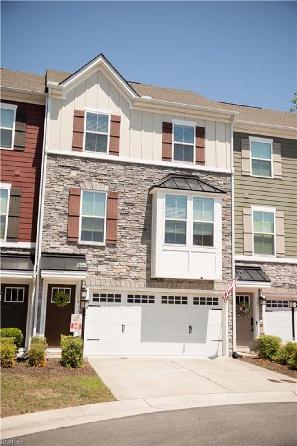 Photo of 1013 Stern Way, Chesapeake, VA 23323 (MLS # 10635810)