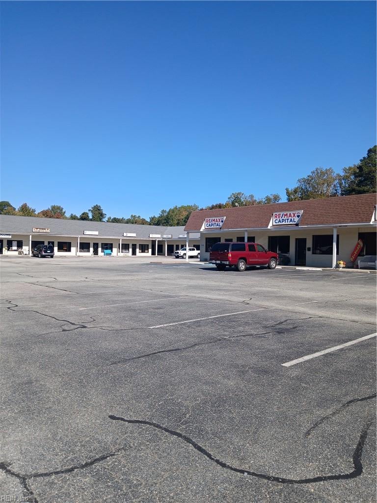 Photo of 4121 George Washington Memorial Highway, Hayes, VA 23072 (MLS # 10659423)