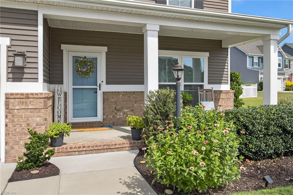 Photo of 224 Farmington Place, Smithfield, VA 23430 (MLS # 10626143)