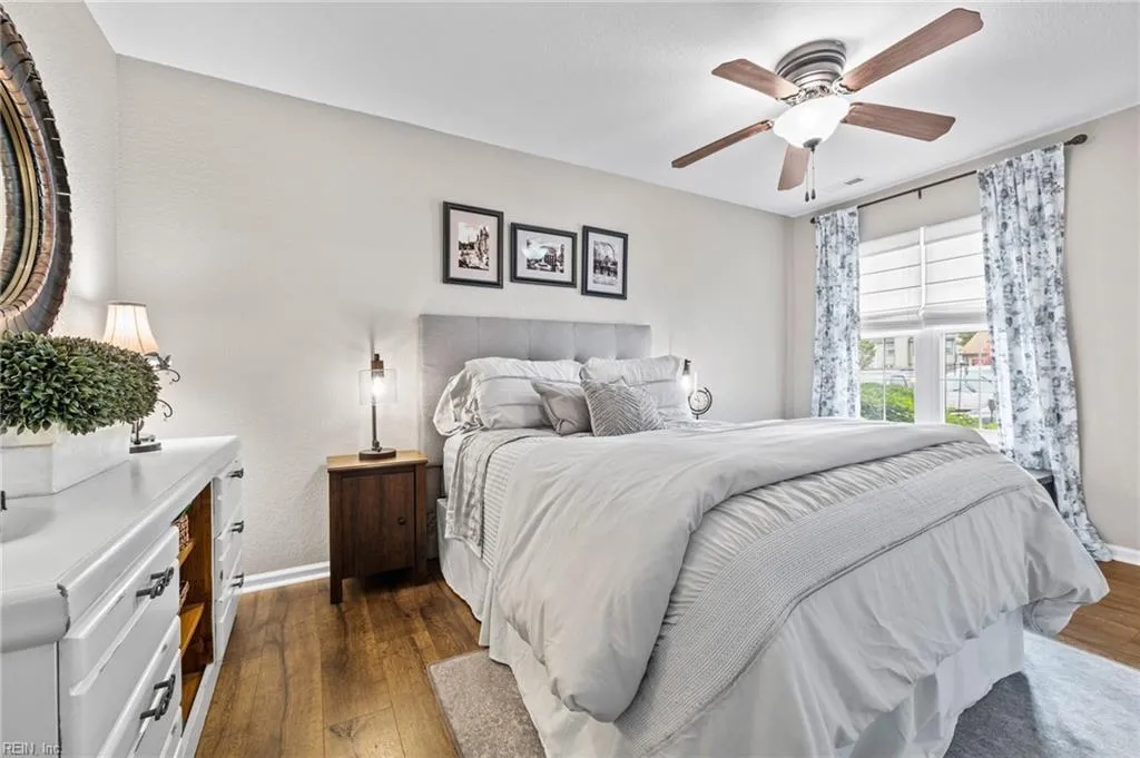 Virginia Beach, Virginia 23454, United States, 4 Bedrooms Bedrooms, ,3 BathroomsBathrooms,Residential,Pending,11499