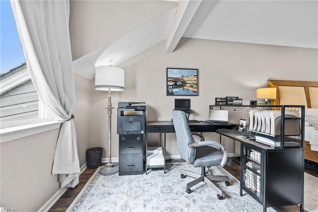 Virginia Beach, Virginia 23454, United States, 4 Bedrooms Bedrooms, ,3 BathroomsBathrooms,Residential,Pending,11499