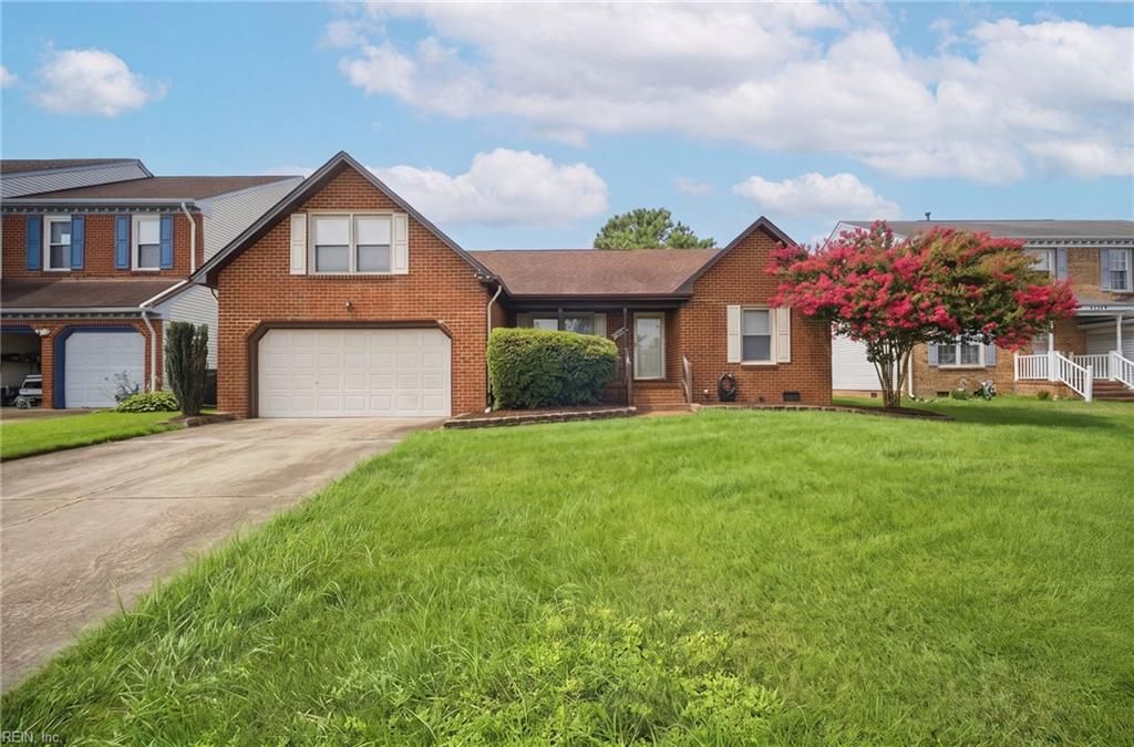 Photo of 5325 Club Head Road, Virginia Beach, VA 23455 (MLS # 10643304)