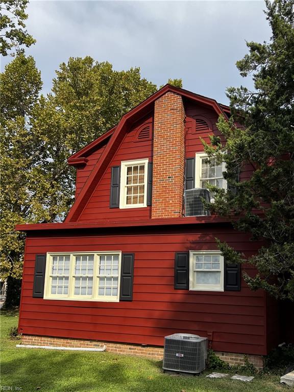 Photo of 813 Richmond Road, Williamsburg, VA 23185 (MLS # 10656766)