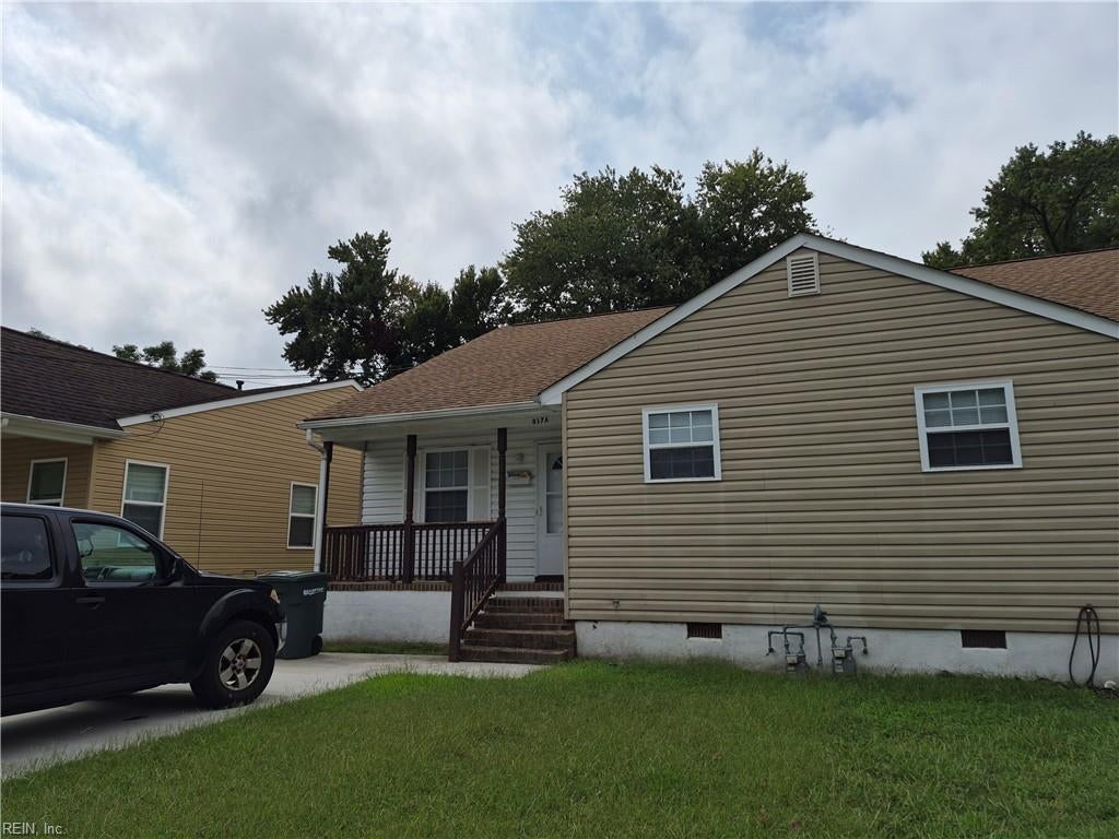 Photo of 817 Pocahontas Place #A, Hampton, VA 23661 (MLS # 10654607)