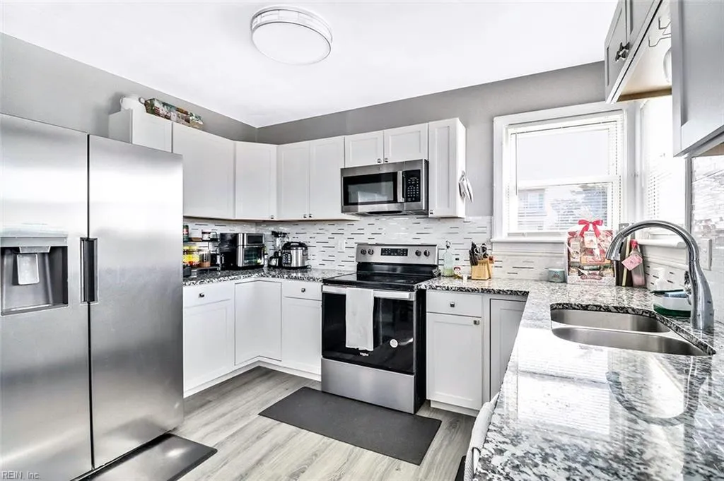 Norfolk, Virginia 23513, United States, 3 Bedrooms Bedrooms, ,2 BathroomsBathrooms,Residential,Active,102953 Norfolk, Virginia 23513, United States, 3 Bedrooms Bedrooms, ,2 BathroomsBathrooms,Residential,Active,102953