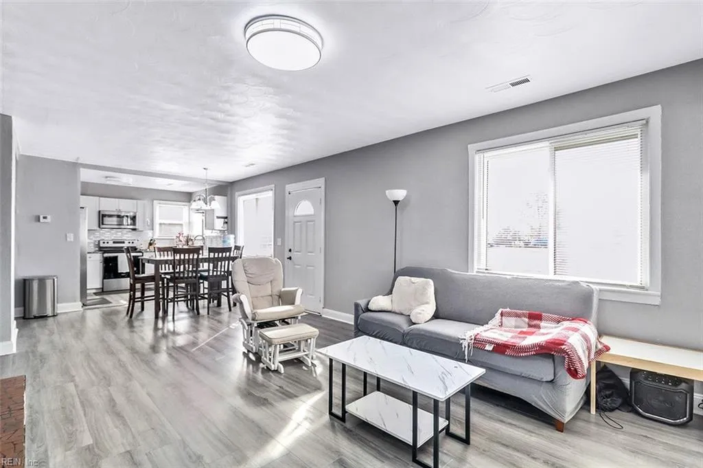 Norfolk, Virginia 23513, United States, 3 Bedrooms Bedrooms, ,2 BathroomsBathrooms,Residential,Active,102953