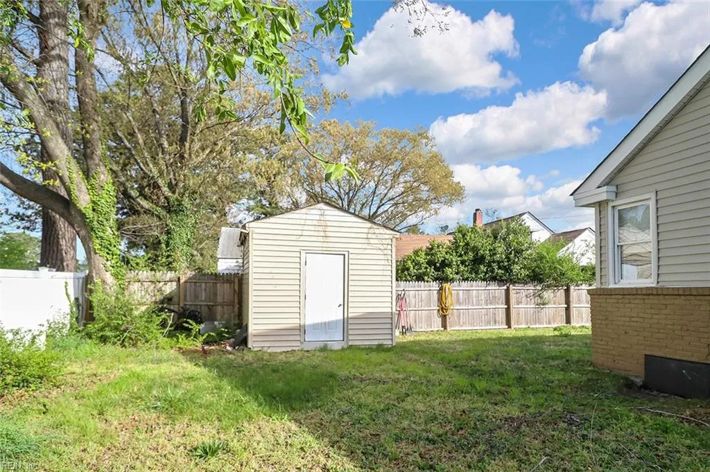 Norfolk, Virginia 23513, United States, 3 Bedrooms Bedrooms, ,2 BathroomsBathrooms,Residential,Active,102953