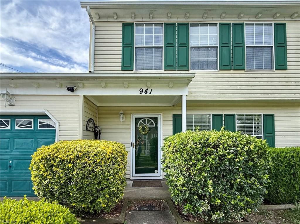 Photo of 941 Avenue G, Norfolk, VA 23513 (MLS # 10640628)