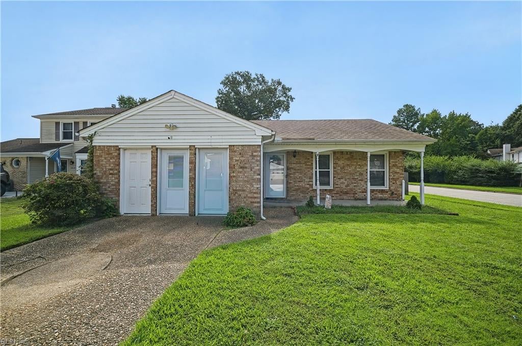 Photo of 2016 Inverrary Court, Virginia Beach, VA 23456 (MLS # 10654945)